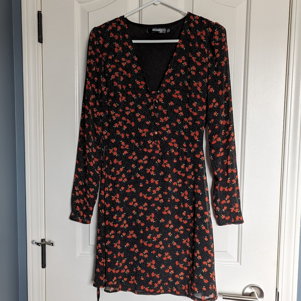 Missguided Dress Black with Red Floral Design Size 4
